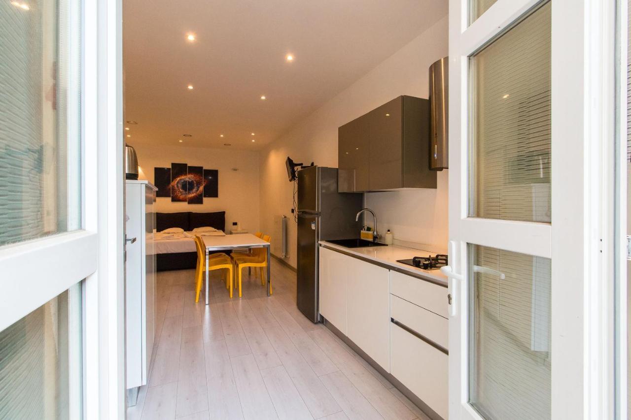 Mole Antonelliana & Royal Gardens Cozy Studio Торино Екстериор снимка